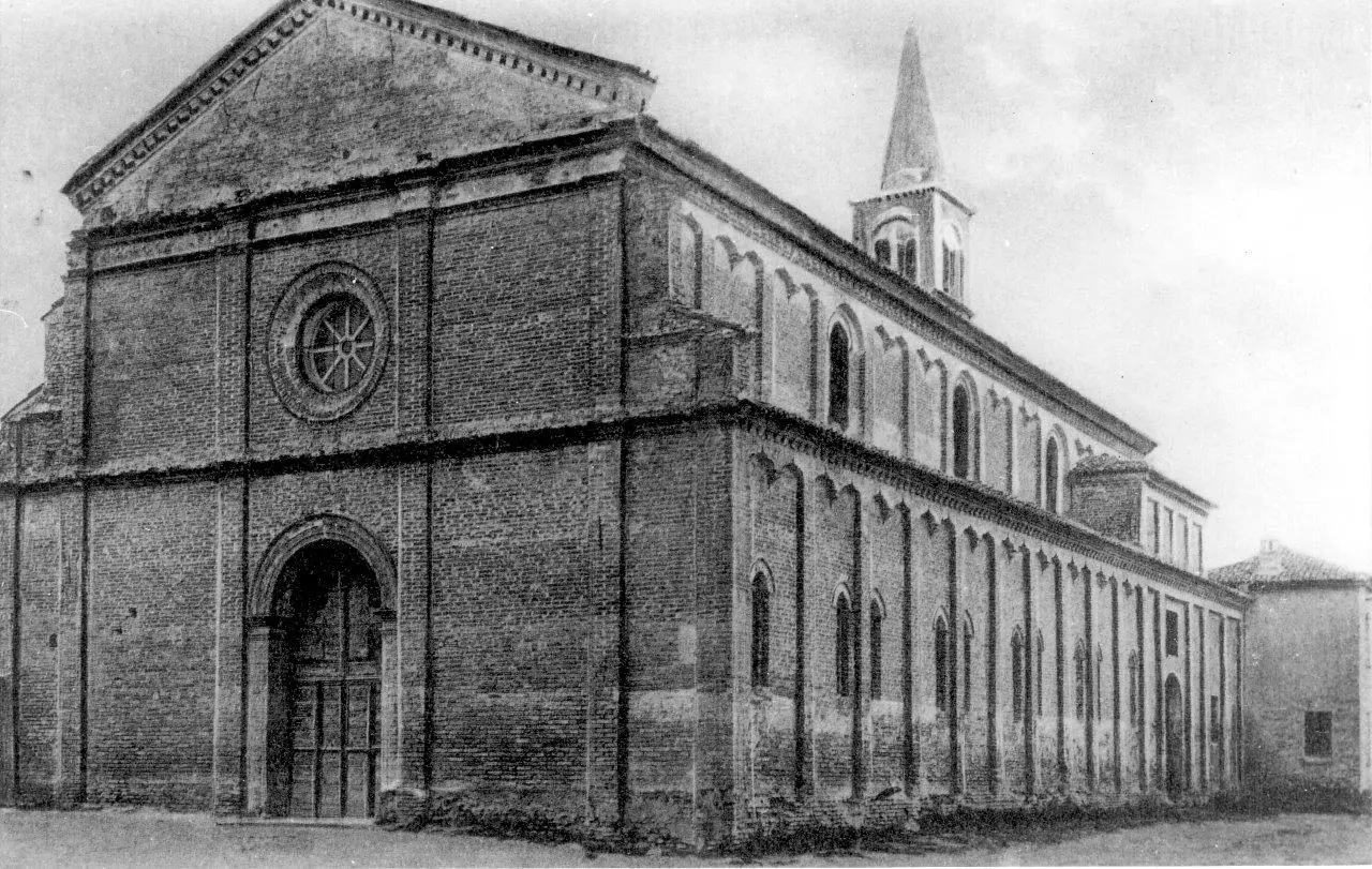 Pedalando nella storia tra chiese e conventi