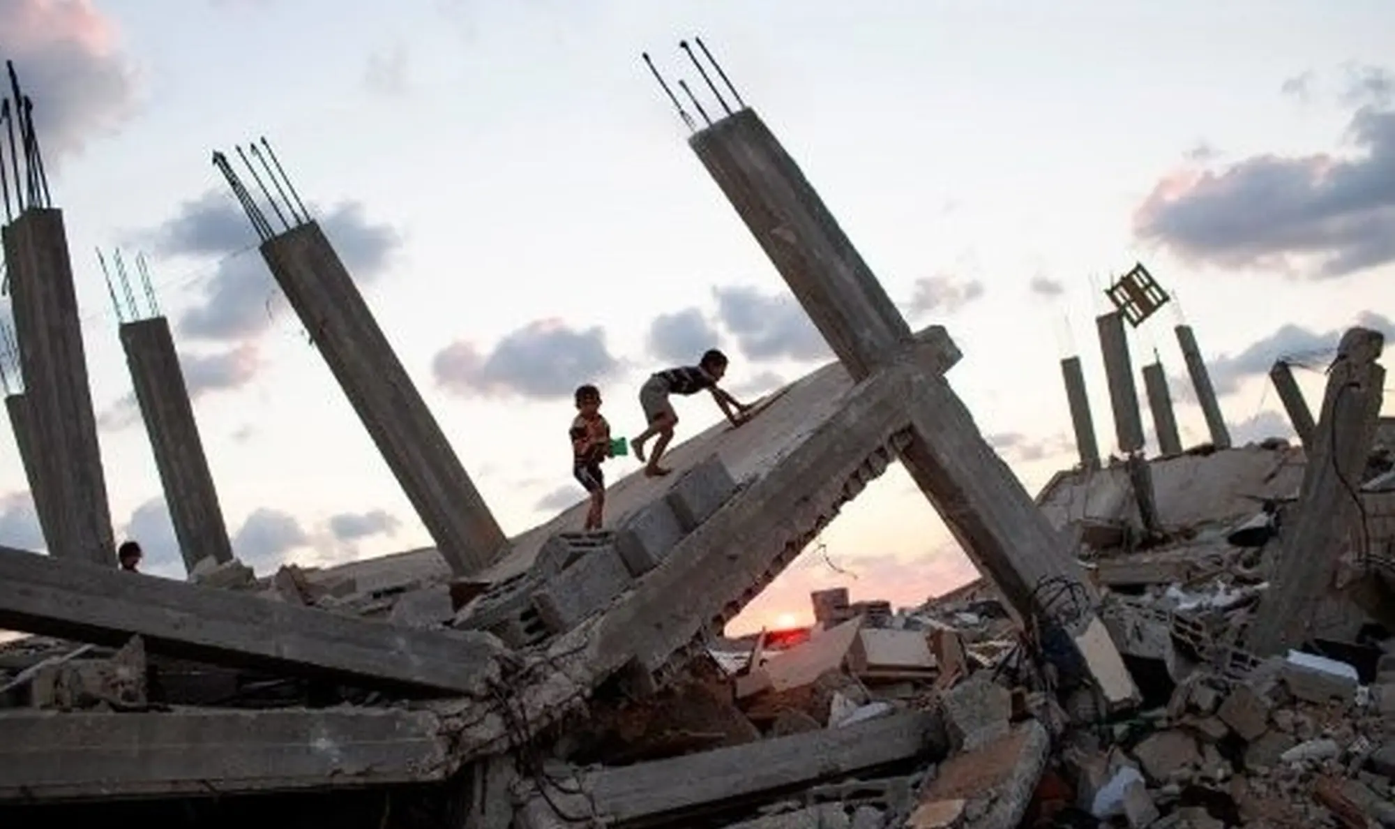 Stop alle bombe sui civili