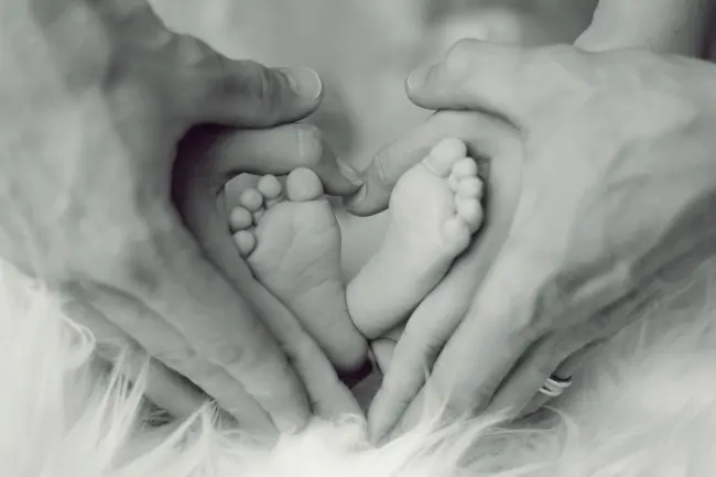 Corso di massaggio infantile AIMI al centro per le famiglie